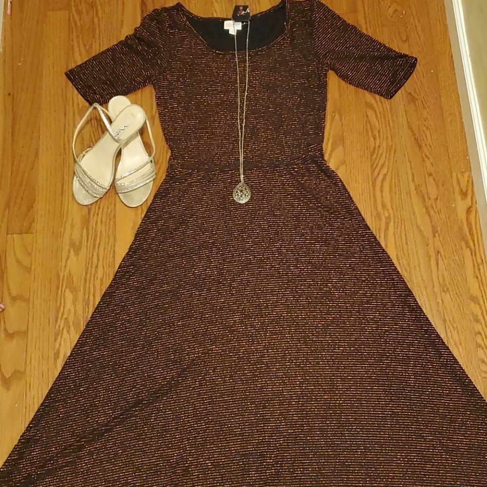 Elegant LulaRoe Ana